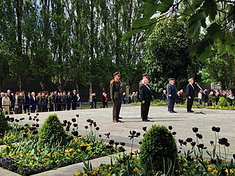 Tributes paid to 1916 leaders 